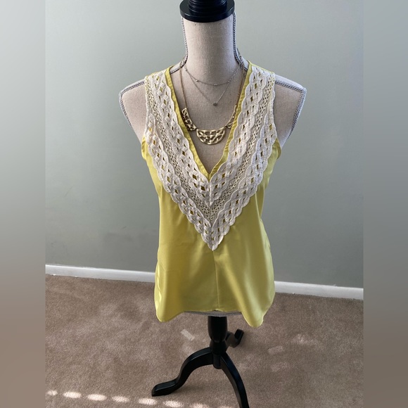 Creative Concepts from Lord and Taylor woman’s top - Picture 1 of 4